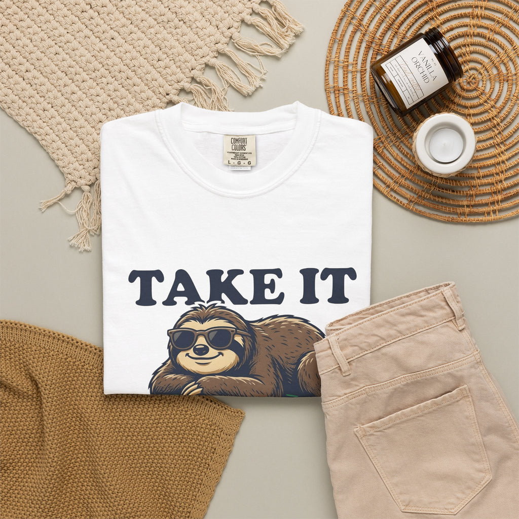 Sloth Shades T-Shirt Funny Wildlife Gift Women Comic T-Shirt Cool Shades T-Shirt Humor Fan Cartoon T-Shirt Animal Graphic Vintage Tropical Leaf