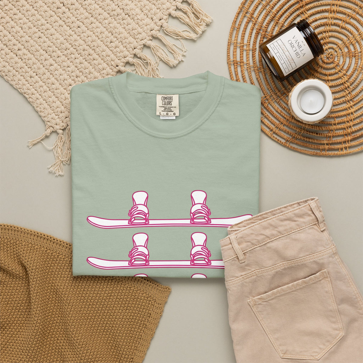 Snowboarder T-Shirt Sports Frost Gift Women Basic T-Shirt Snowboarder T-Shirt Athlete Fan Snowboarding T-Shirt Frosty Graphic Trendy Motif T-Shirt