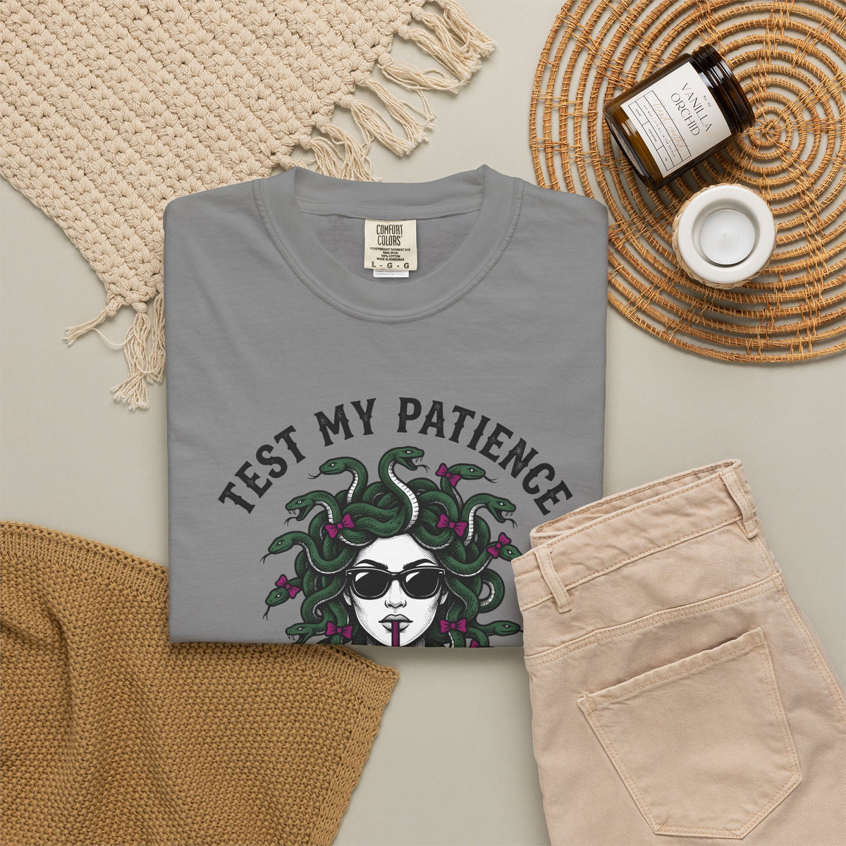 Medusa Glasses T-Shirt Moms Funny Gift Women Pop Art T-Shirt Gorgon T-Shirt Motherhood Fan Retro T-Shirt Humor Graphic Classic Lotus Bloom T-Shirt