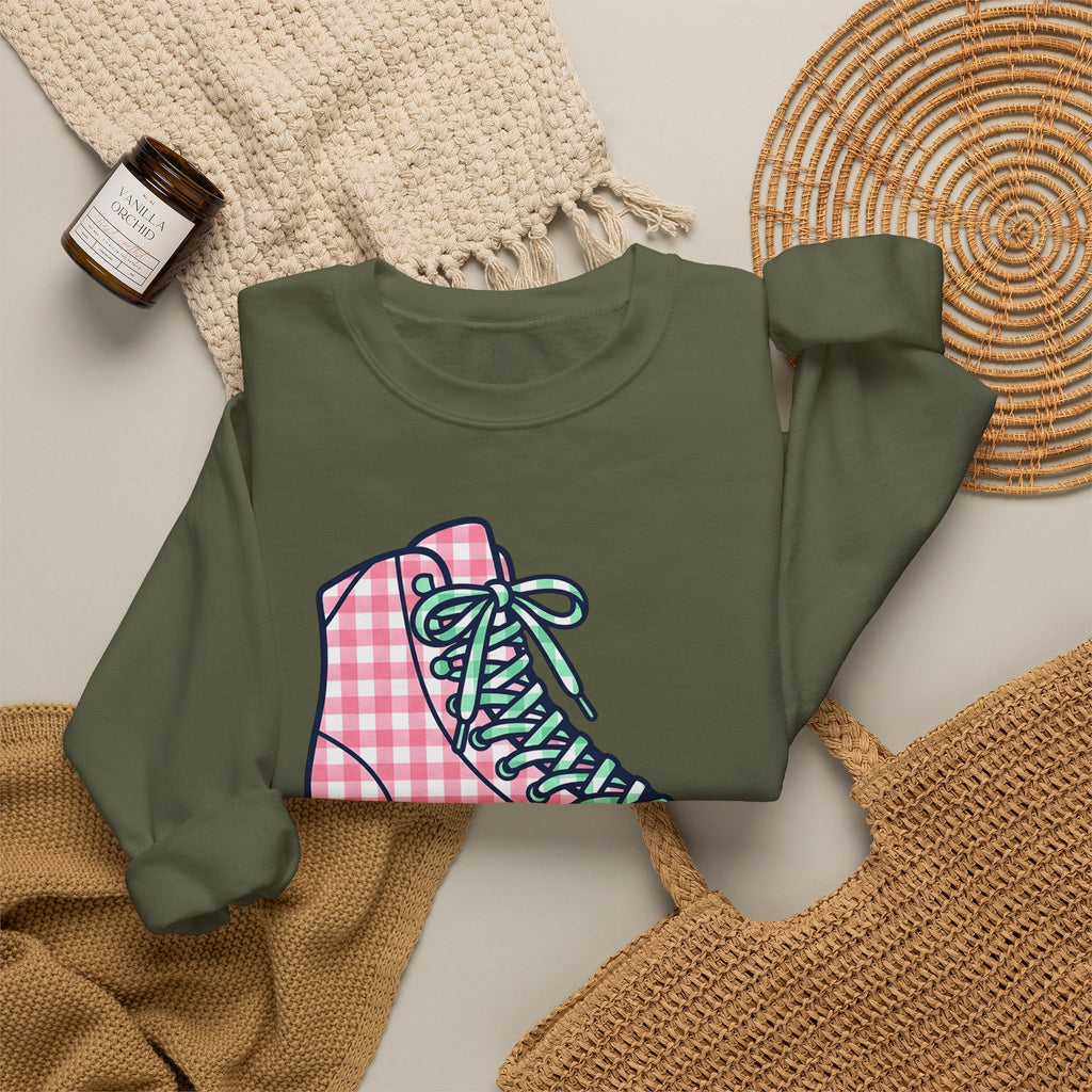 Roller Skates Sweatshirt Roller Skating Classic Gift Women Cute Sweatshirt Roller Skating Sweatshirt Roller Derby Fan Kawaii Sweatshirt Retro Graphic Nostalgic