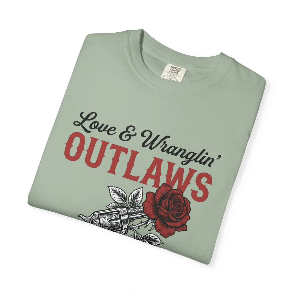 Six Shooter Rose T-Shirt St. Valentine's Day Western Wear Gift Women Antique T-Shirt Rose T-Shirt Valentine Fan Vintage T-Shirt Cowboy Graphic