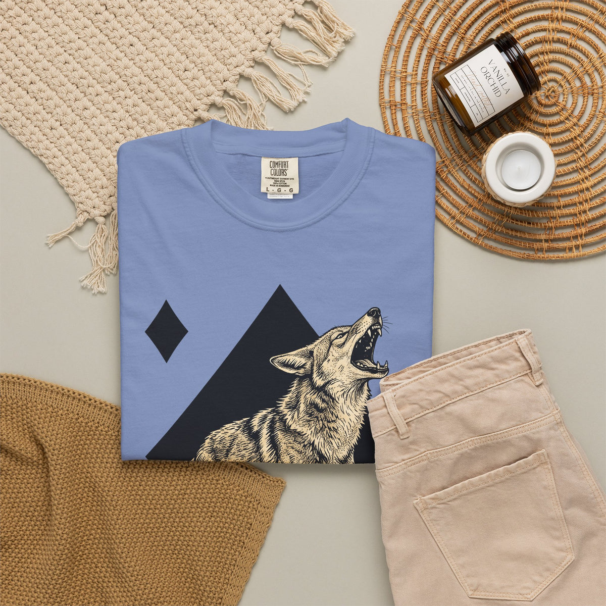 Howling Wolf T-Shirt Wolf Pets Gift Women Sketch T-Shirt Gray Wolf T-Shirt Wolf Fan Canine Graphic T-Shirt Hand Drawn Shape T-Shirt