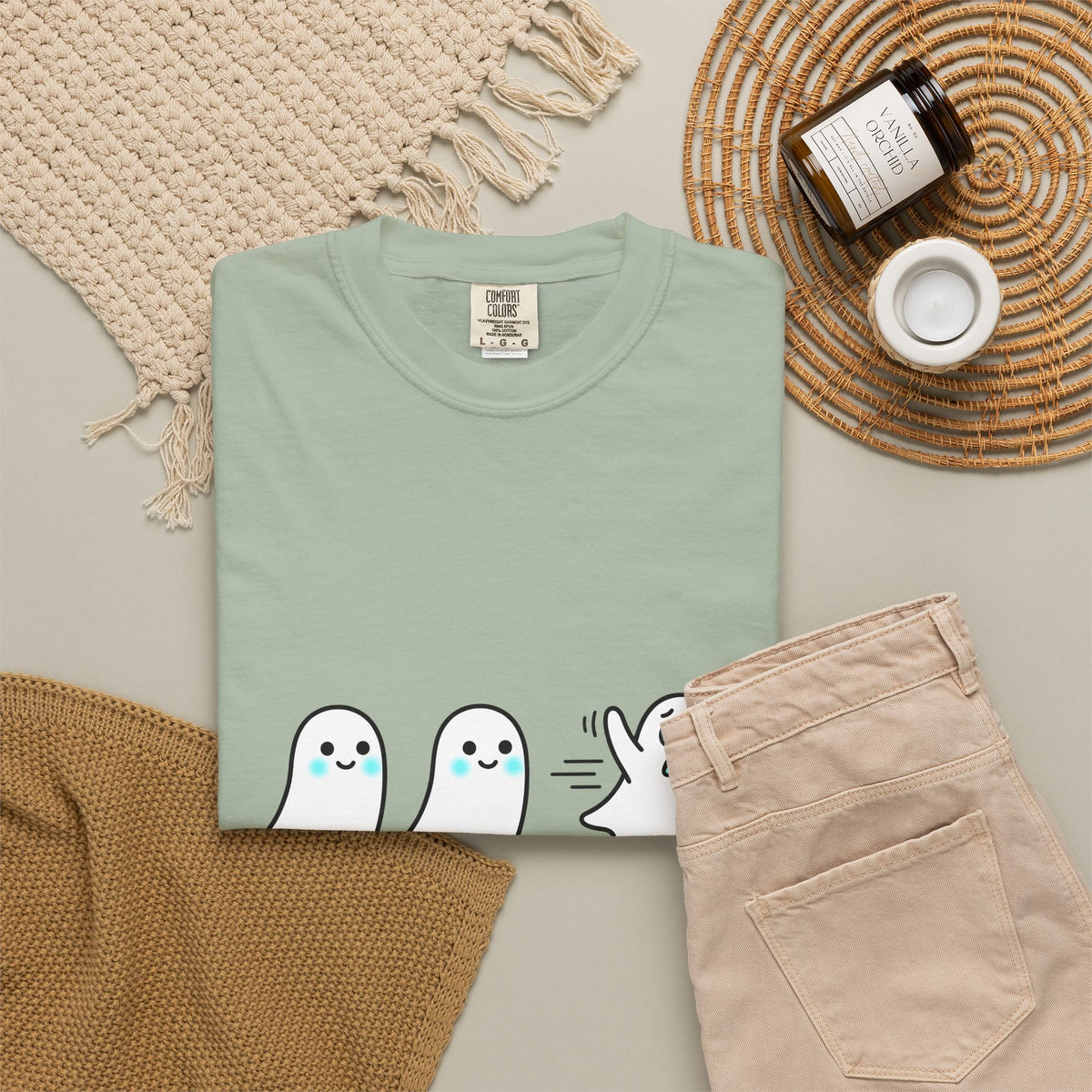 Sweet Ghost Pack T-Shirt Funny Halloween Party Gift Women Chibi T-Shirt Ghostly Spirits T-Shirt Humor Fan Cartoon T-Shirt Spooky Graphic Halloween