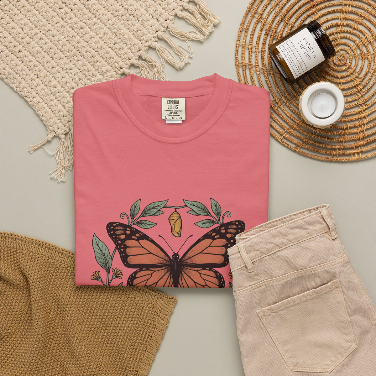 Monarch Moth Butterfly Outdoors Gift Floral Moth Butterfly Fan Botanical Nature Retro Meadow T-Shirt