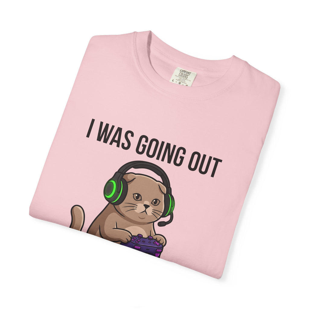 Gamer Cat T-Shirt Cat Gaming Gift Women Cartoon T-Shirt Kitty T-Shirt Feline Fan Comic T-Shirt Gamer Graphic Kawaii Headset T-Shirt