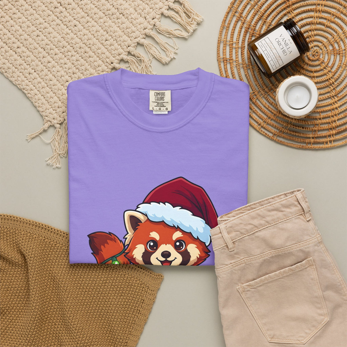 Red Panda Animals Festive Gift Chibi Panda Wildlife Fan Cartoon Holiday Animated Xmas Lights T-Shirt