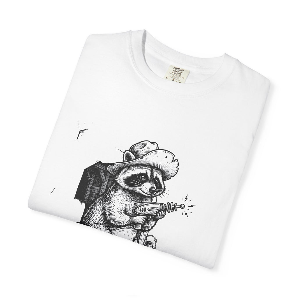 Raccoon Outlaw T-Shirt Raccoon Rodeo Gift Women Cartoon T-Shirt Bandit T-Shirt Raccoon Fan Trash Panda T-Shirt Cowboy Graphic Hand Drawn Ray Gun