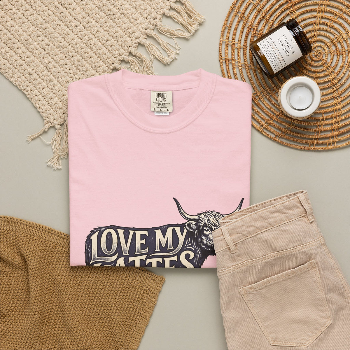 Fuzzy Cattle T-Shirt Coffee Creatures Gift Women Classic T-Shirt Cow T-Shirt Coffee Fan Vintage T-Shirt Animal Graphic Outline Latte Cup T-Shirt