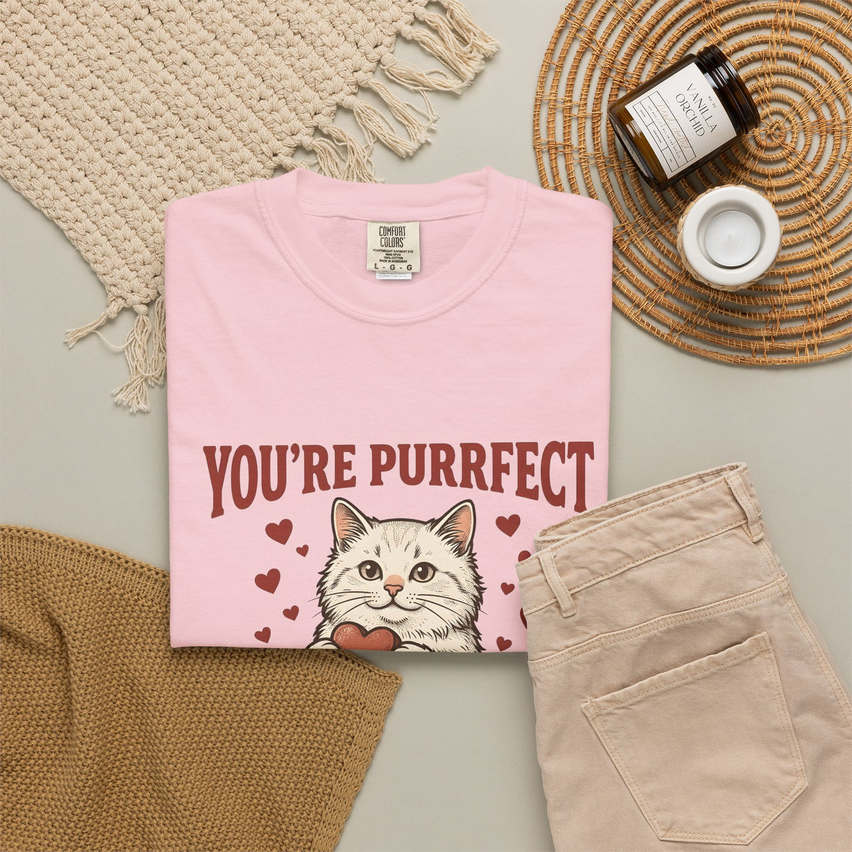 Kitten T-Shirt T-Shirt Cat Hearts Gift Women Retro T-Shirt Coffee T-Shirt T-Shirt Cat Fan Feline T-Shirt Vintage T-Shirt Valentine Graphic Sketch Love Symbols