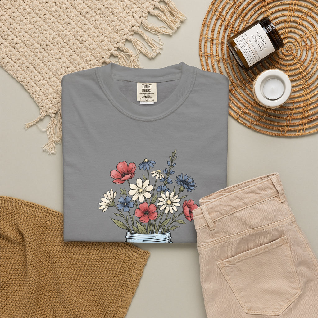 Mason Jar Flowers T-Shirt 4th Of July Floral Gift Women Hand Drawn T-Shirt Flower Arrangement T-Shirt Independence Day Fan Floral Graphic T-Shirt
