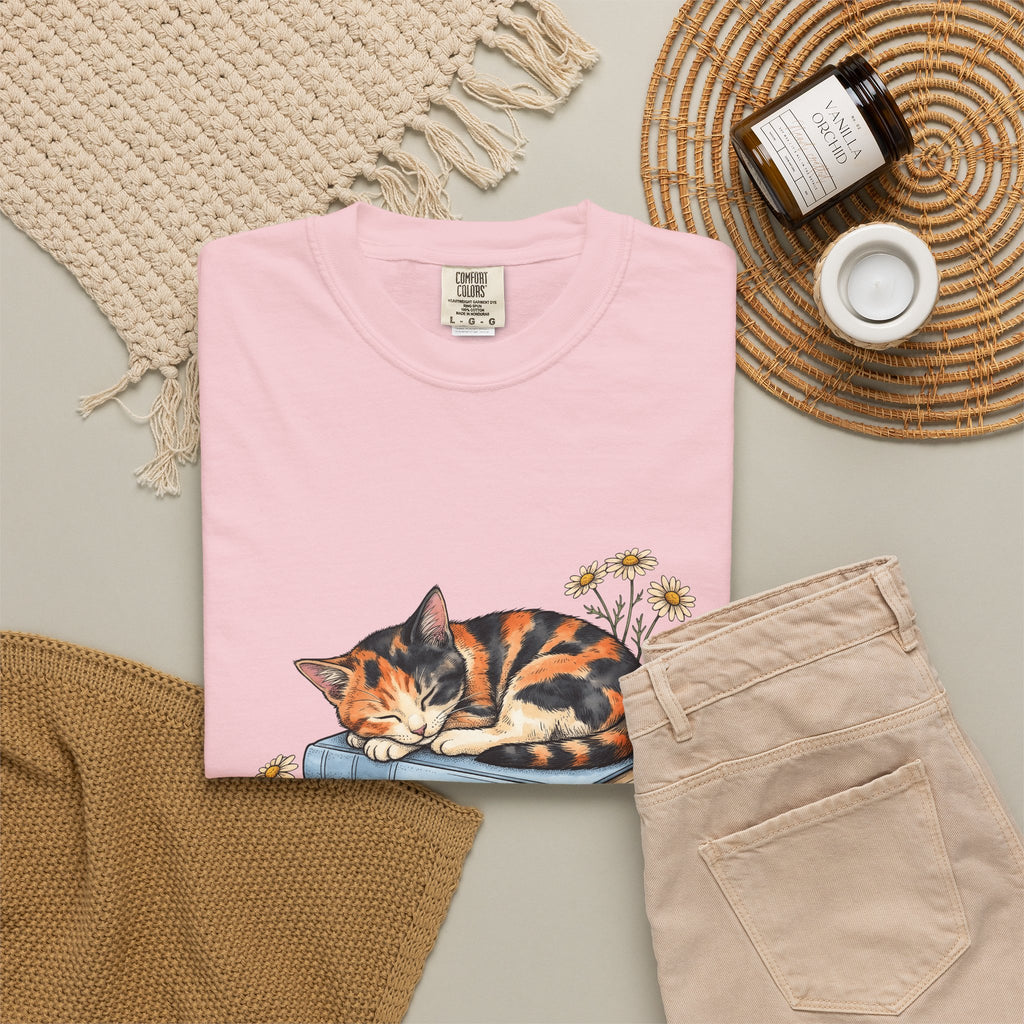 Calico Cat T-Shirt Cat Floral Gift Women Hand Drawn T-Shirt Kitten T-Shirt Cat Fan Illustrated Graphic Vintage Books T-Shirt