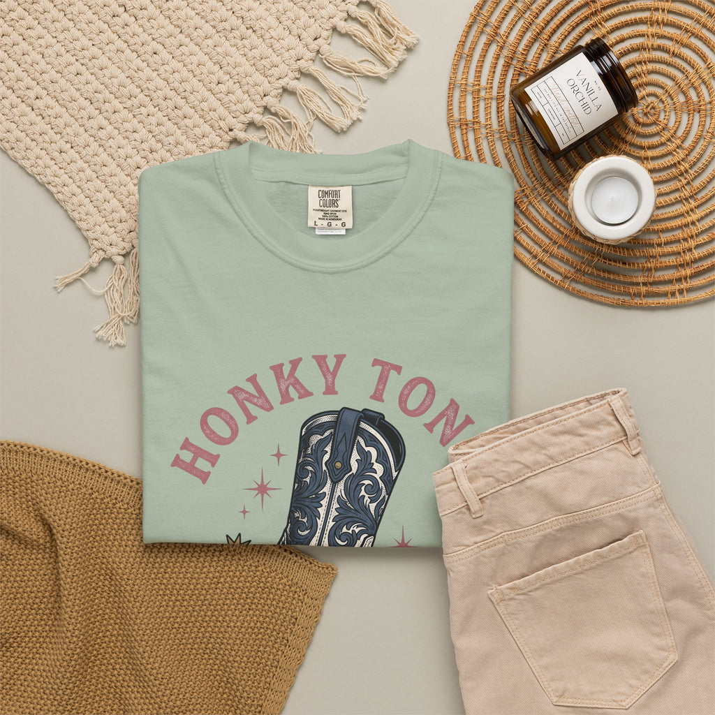 Leather Boot T-Shirt Cowgirl Equine Gift Women Hand Drawn T-Shirt Boot T-Shirt Cowgirl Fan Illustrated T-Shirt Horse Graphic Country Blossom T-Shirt