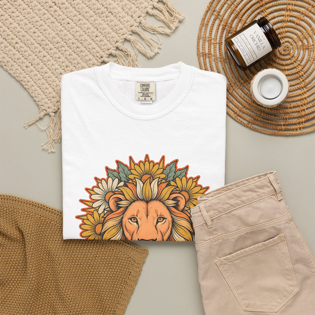 Lion Blossom Boho Chic Horoscope Gift Tribal Lion Bohemian Fan Ethnic Zodiac Classic Sunflower T-Shirt