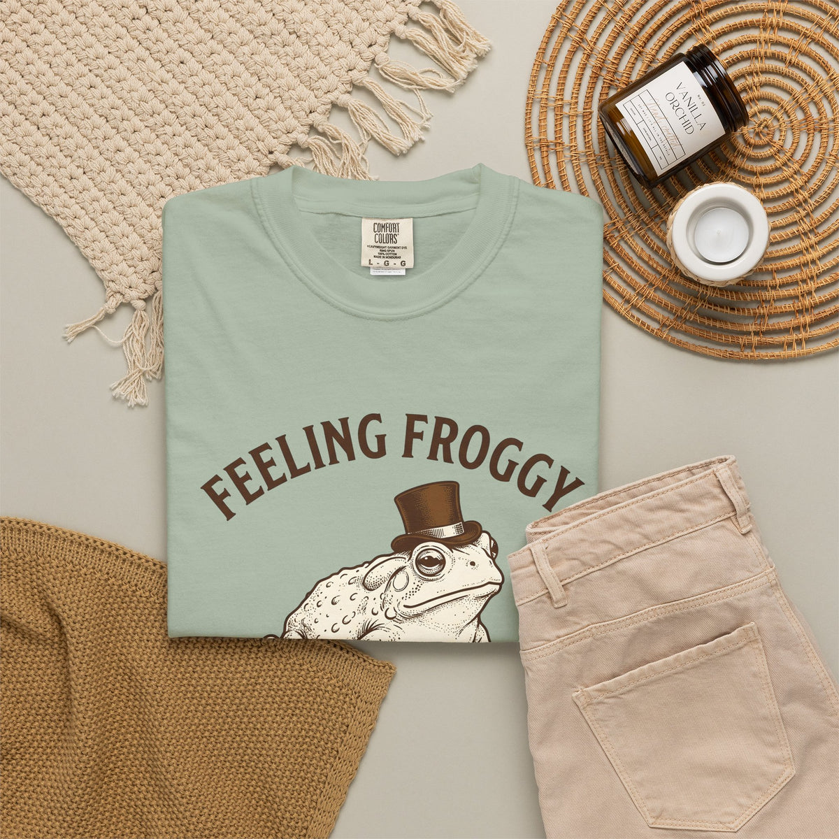 Toad Top Hat T-Shirt Funny Animal Gift Women Vintage T-Shirt Frog T-Shirt Humor Fan Retro T-Shirt Creature Graphic Hand Drawn Animal Humor T-Shirt