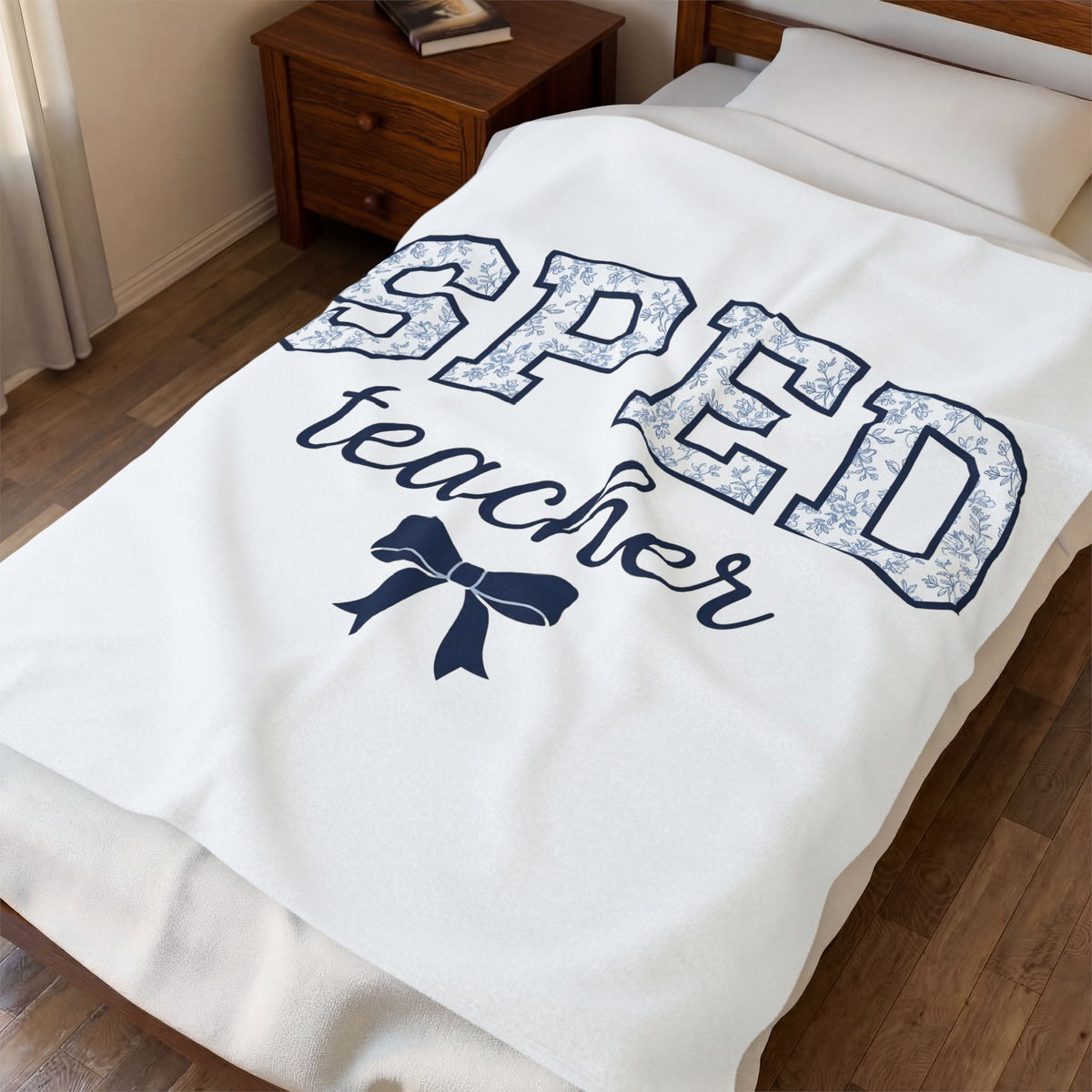 Floral Letterman Letters Blanket Teacher Recognition Gift Women Athletic Blanket Varsity Letter Blanket Educator Enthusiast Sporty Blanket
