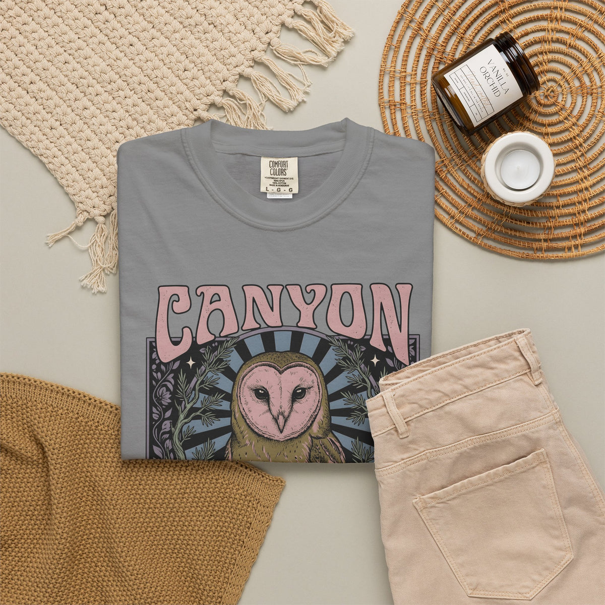 Barn Owl Boho Chic Fauna Gift Hand Drawn Owl Bohemian Fan Illustrated Colorful Blossom T-Shirt