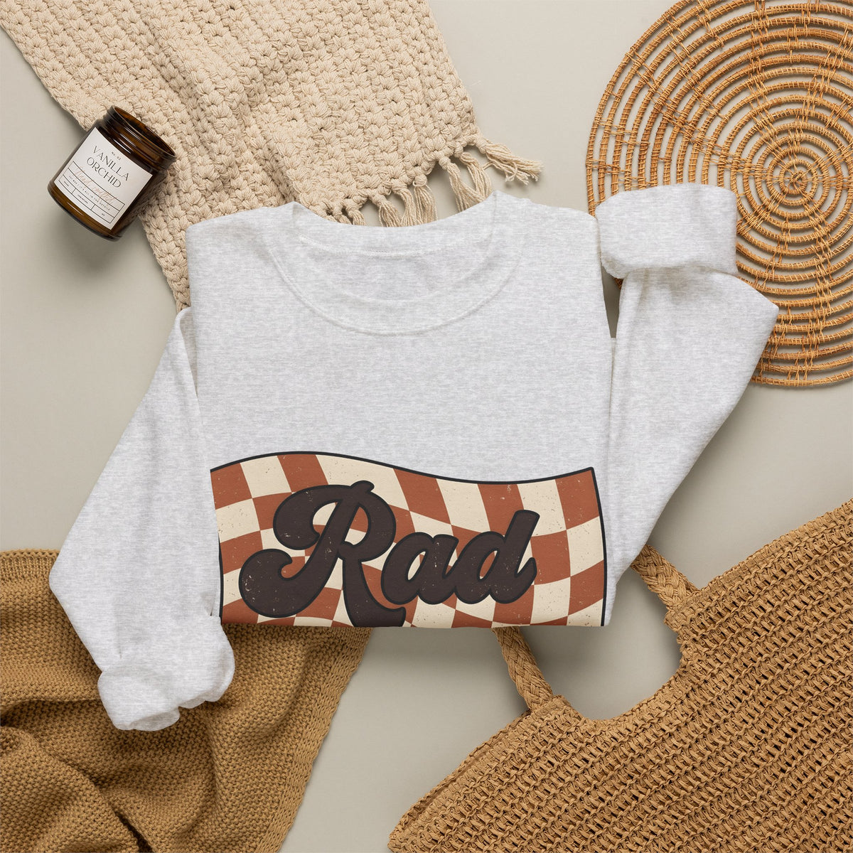 Checkered Flag Sweatshirt Moms Family Gift Women Retro Sweatshirt Racing Flag Sweatshirt Motherhood Fan Vintage Sweatshirt Sweatshirt Clan Graphic Vintage Wavy