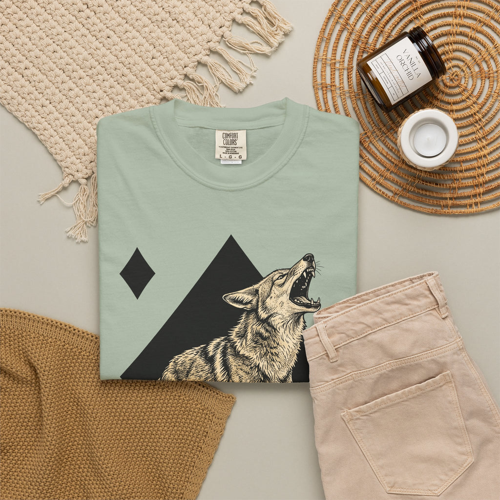 Howling Wolf T-Shirt Wolf Pets Gift Women Sketch T-Shirt Gray Wolf T-Shirt Wolf Fan Canine Graphic T-Shirt Hand Drawn Shape T-Shirt