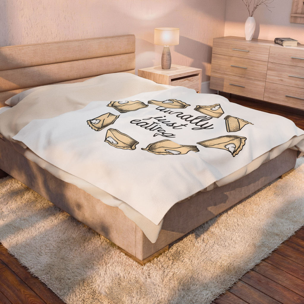 Pie Pieces Holiday Cuisine Gift Sketch Pastry Christmas Fan Hand Drawn Food Retro Cream Blanket