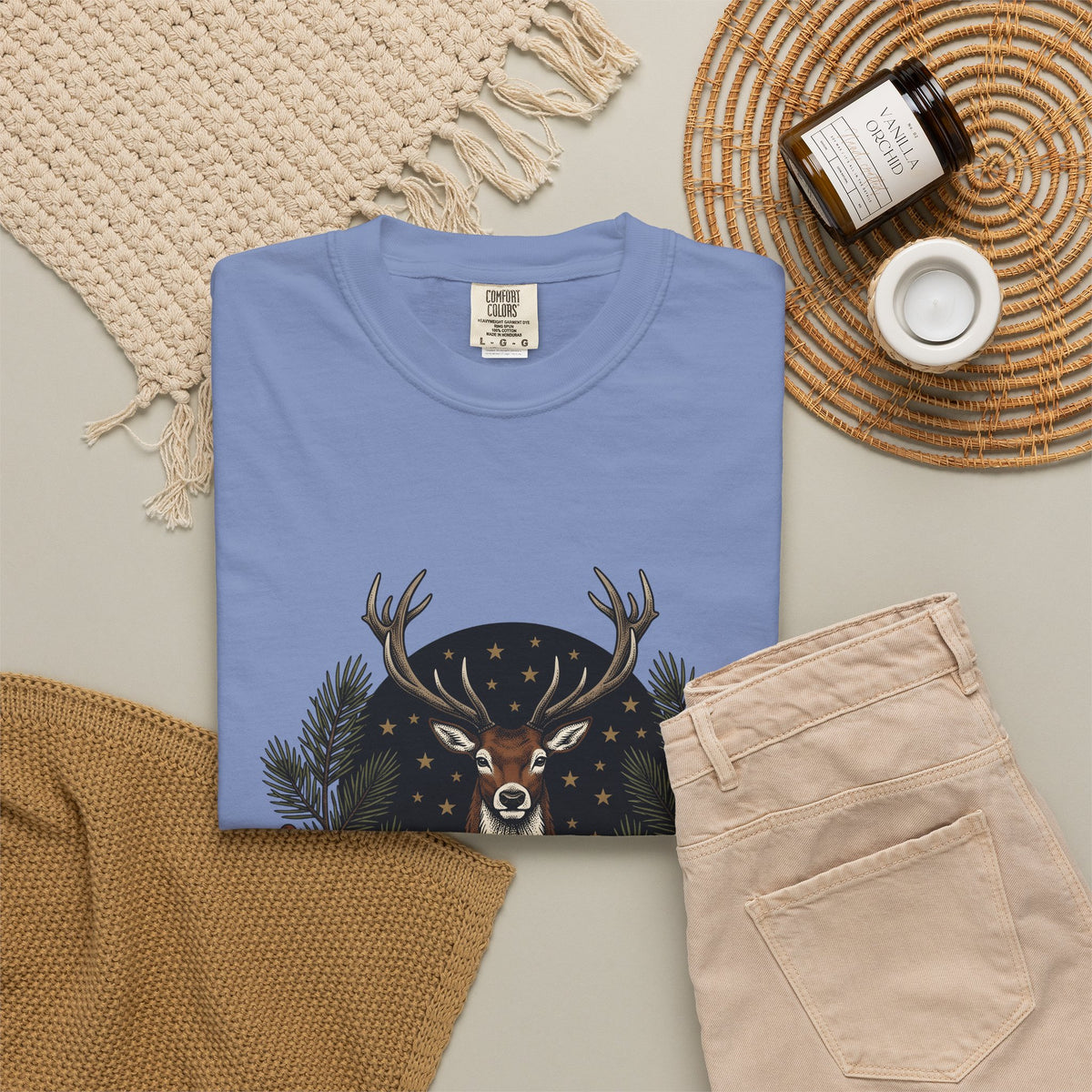 Elk Design T-Shirt Woodland Festive Gift Women Old School T-Shirt Moose T-Shirt Forest Fan Vintage T-Shirt Holiday Graphic Outline Pine Cone T-Shirt