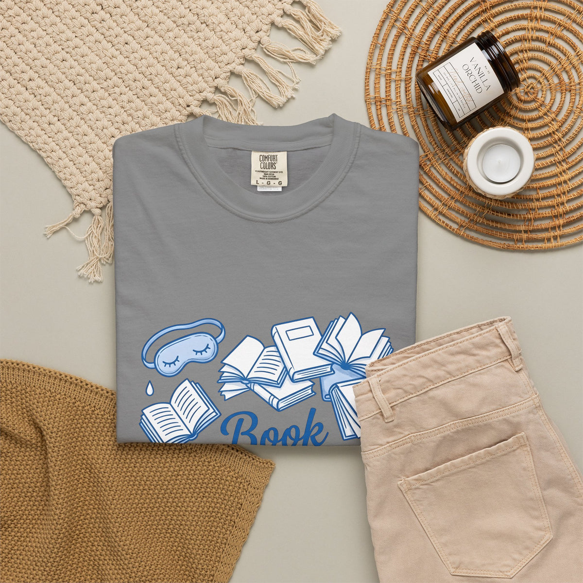 Book Stack T-Shirt Book Reading Gift Women Doodle T-Shirt Book Pile T-Shirt Bibliophile Fan Illustrated Graphic Bookworm Design Whimsical Sleep