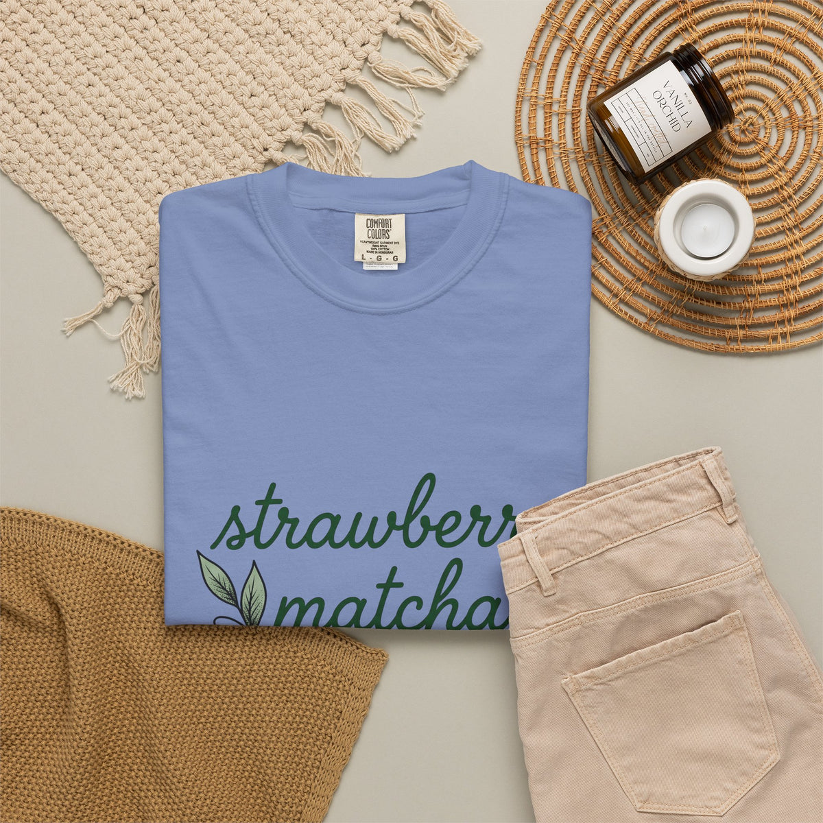 Strawberry Design T-Shirt Coffee/Desserts/Drinks Food Gift Women Floral T-Shirt Berry T-Shirt Dessert Fan Botanical T-Shirt Cuisine Graphic Retro