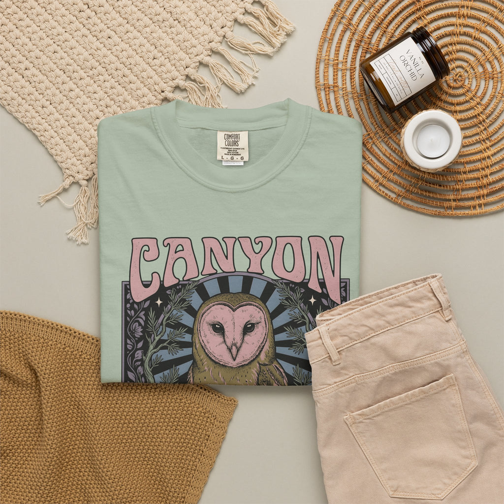 Barn Owl Boho Chic Fauna Gift Hand Drawn Owl Bohemian Fan Illustrated Colorful Blossom T-Shirt