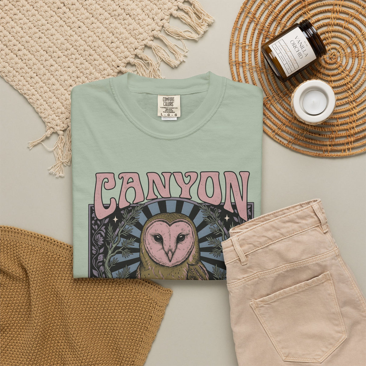 Barn Owl Boho Chic Fauna Gift Hand Drawn Owl Bohemian Fan Illustrated Colorful Blossom T-Shirt