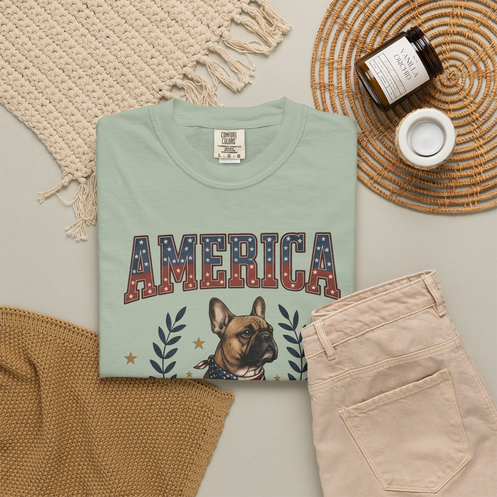 French Bulldog T-Shirt America Patriotic Gift Women Vintage T-Shirt Bouledogue T-Shirt American Fan Retro Illustration Graphic Retro Stars T-Shirt