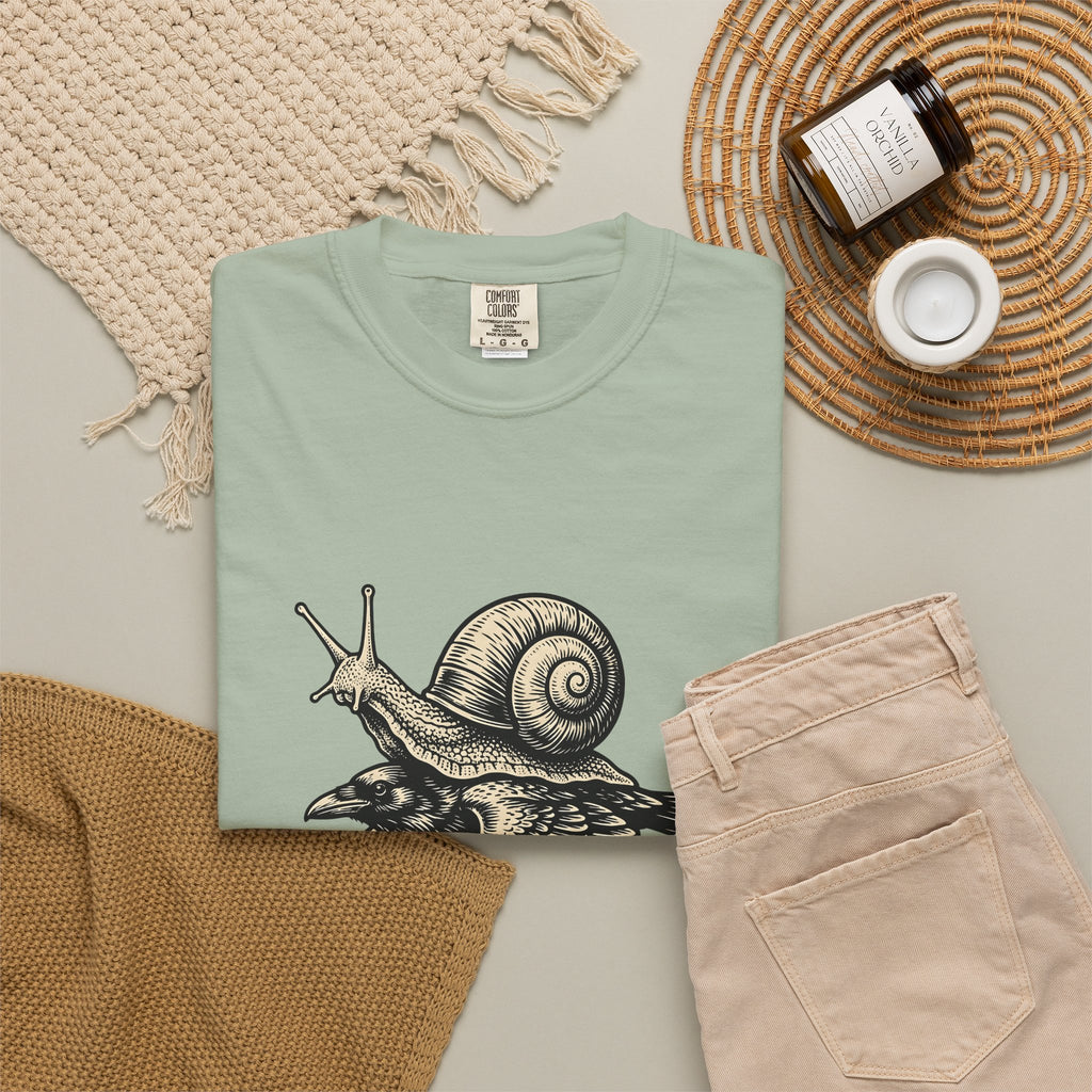 Slug Raven T-Shirt Funny Wildlife Gift Women Classic T-Shirt Raven T-Shirt Humor Fan Vintage T-Shirt Animal Graphic Doodle Wings T-Shirt
