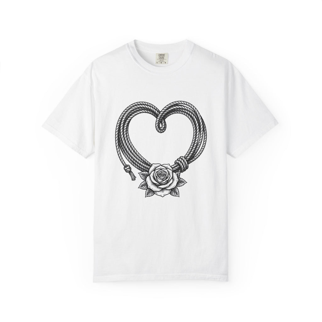 Knotted Rope Heart T-Shirt Cowgirl Petals Gift Women Western-Style T-Shirt Heart Tie T-Shirt Rodeo Fan Rustic T-Shirt Floral Graphic Classic