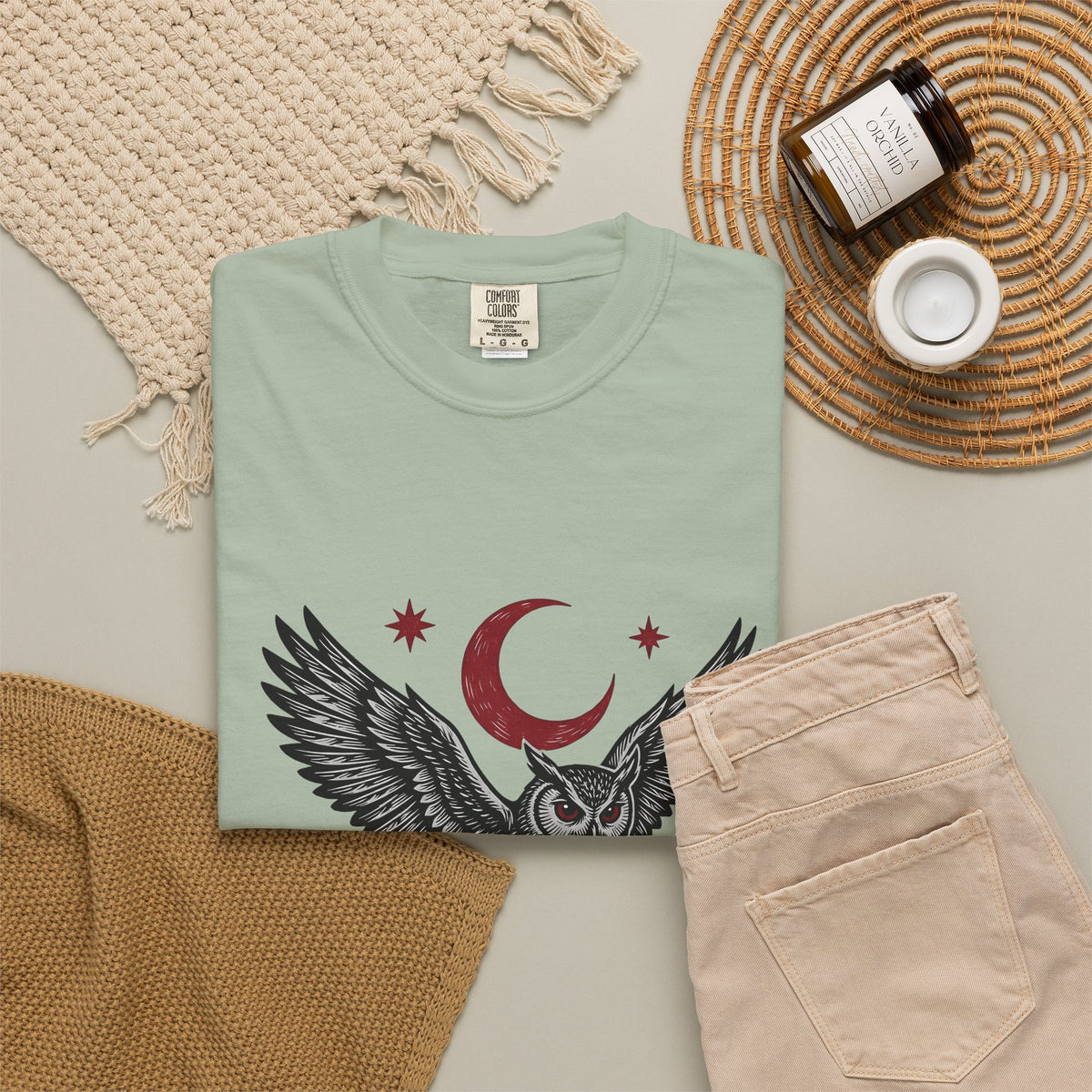 Moon Owl T-Shirt Gothic Creatures Gift Women Classic T-Shirt Owl T-Shirt Dark Fan Vintage T-Shirt Beast Graphic Ink Shines T-Shirt