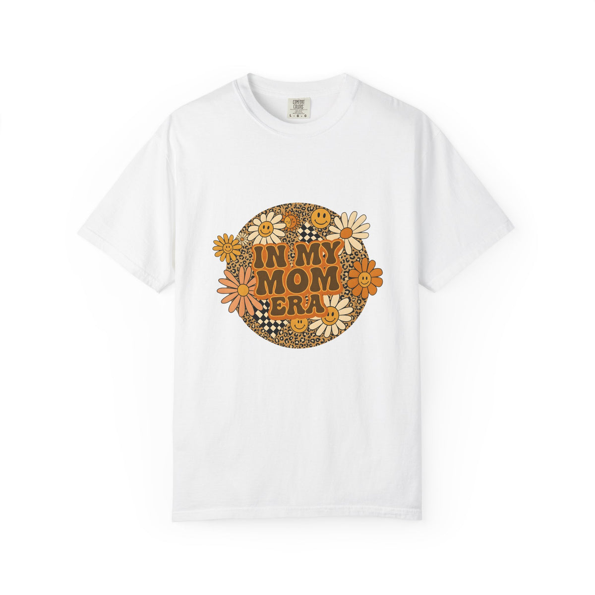 Smiley Flowers T-Shirt Moms Aesthetic Gift Women Boho T-Shirt Happy Face T-Shirt Motherhood Enthusiast Hippie T-Shirt Visual Design Retro Leopard