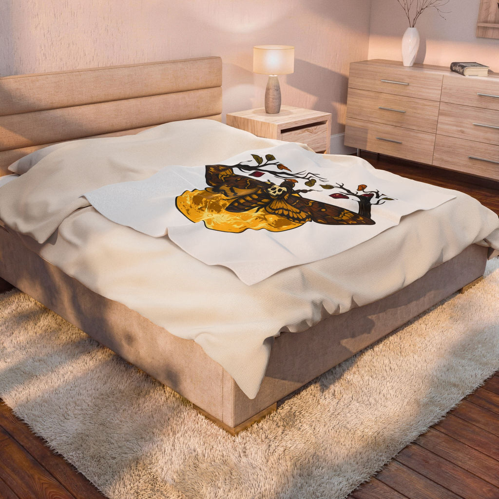 Moth Skull Blanket Halloween Horror Gift Women Retro Blanket Insect Blanket Horror Fan Creepy Blanket Macabre Graphic Sketch