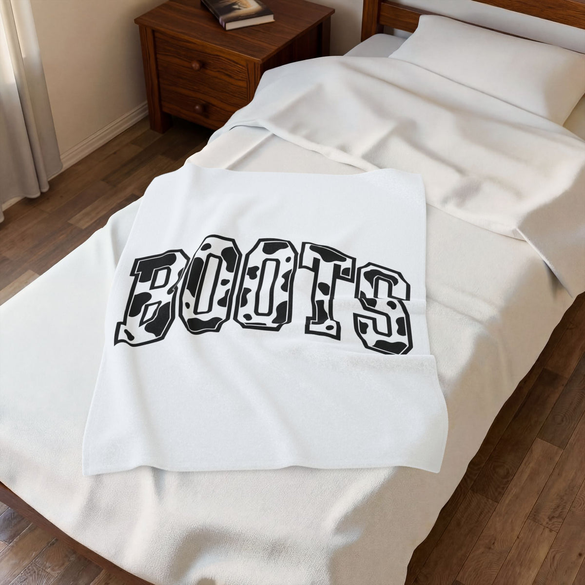 Varsity Cow Print Blanket Western Outdoors Gift Women Strong Blanket Cowhide Blanket Rodeo Fan Country Blanket Wilderness Graphic Old School