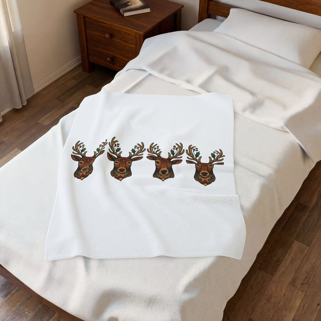 Reindeer Head Holiday Christmas Gift Folk Caribou Christmas Fan Primitive Xmas Vintage Holly Blanket