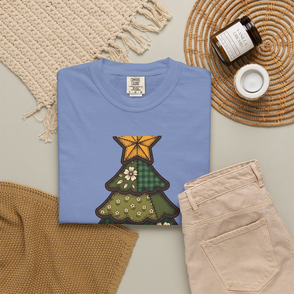 Christmas Tree Christmas Holiday Gift Farmhouse Fir Christmas Fan Rustic Seasonal Vintage Red Bow T-Shirt
