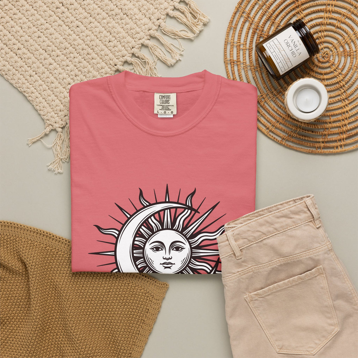 Sun Moon Boho Chic Astrology Gift Sketch Celestial Body Bohemian Enthusiast Drawing Astrology T-Shirt