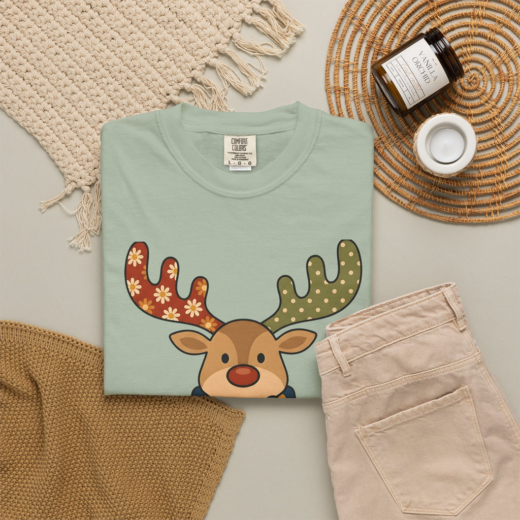 Deer Drawing Holiday Noel Gift Cartoon Fawn Christmas Fan Caricature Christmas Classic Winter T-Shirt
