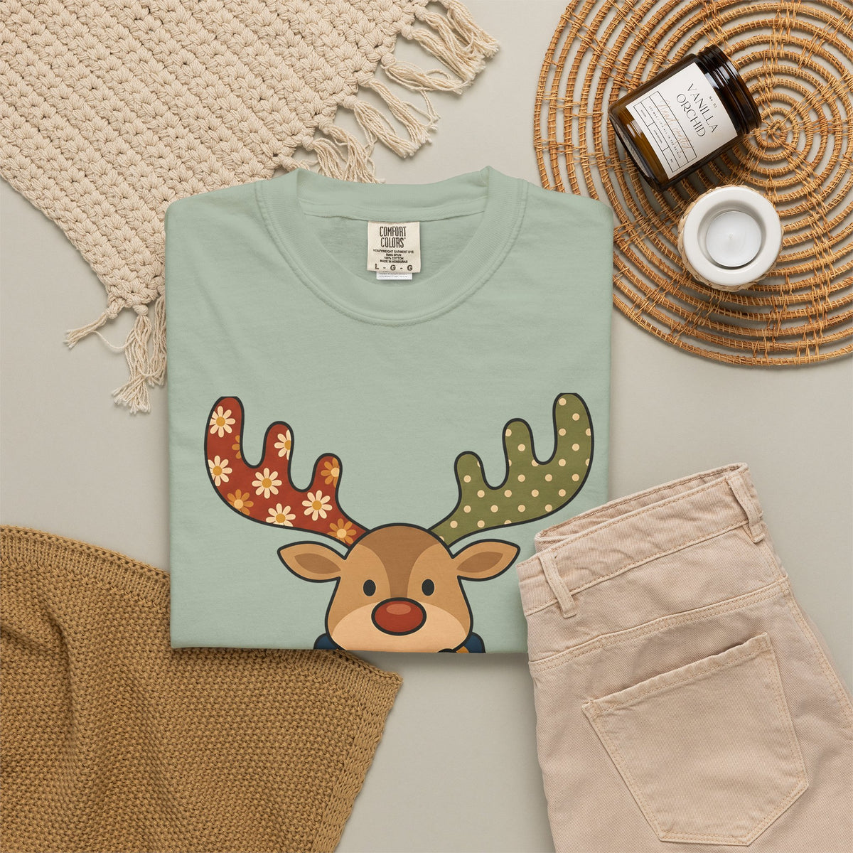 Deer Drawing Holiday Noel Gift Cartoon Fawn Christmas Fan Caricature Christmas Classic Winter T-Shirt