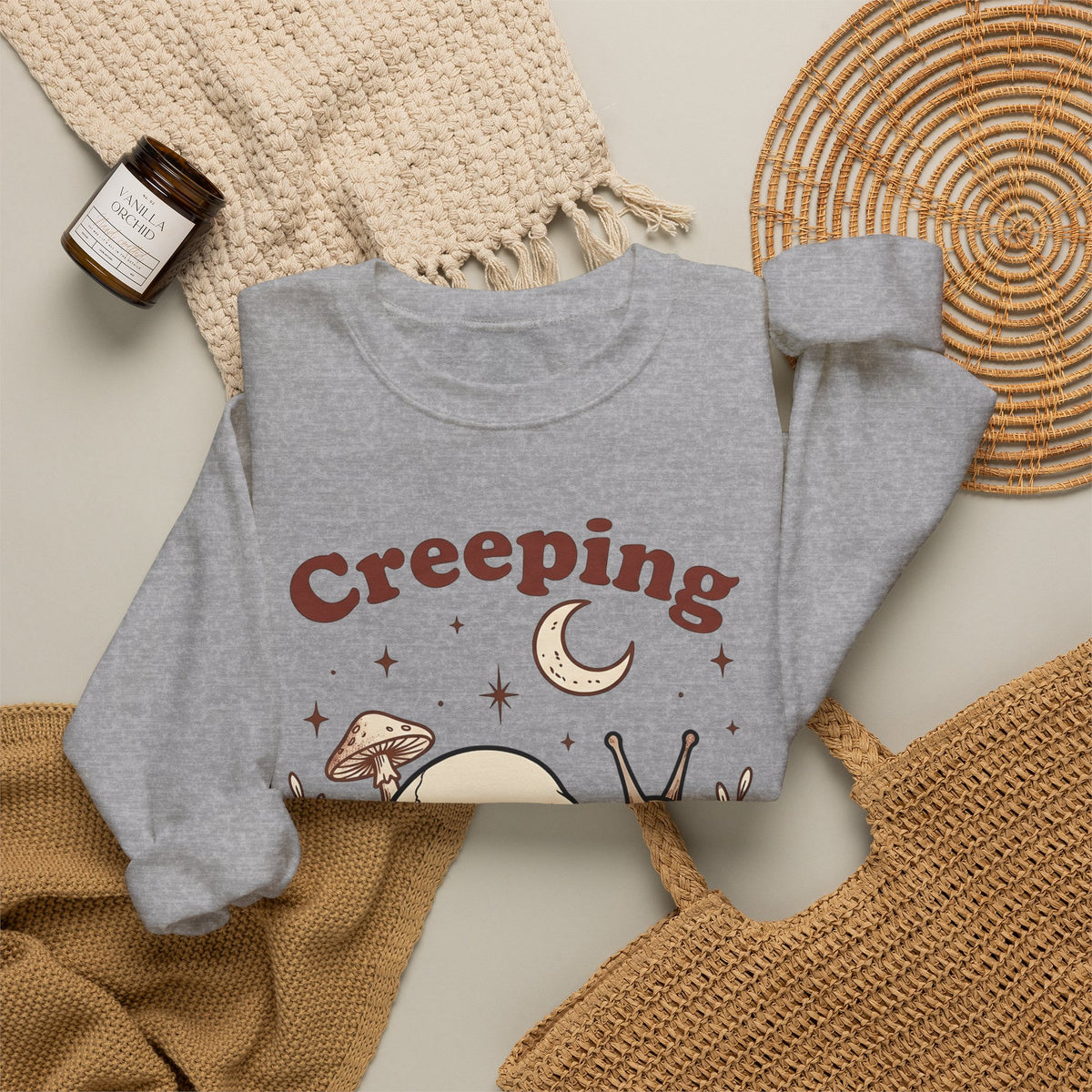 Skeleton Snail Sweatshirt Halloween Horror Gift Women Retro Sweatshirt Snail Sweatshirt Horror Fan Creepy Graphic Sweatshirt Sketch Toadstool Sweatshirt