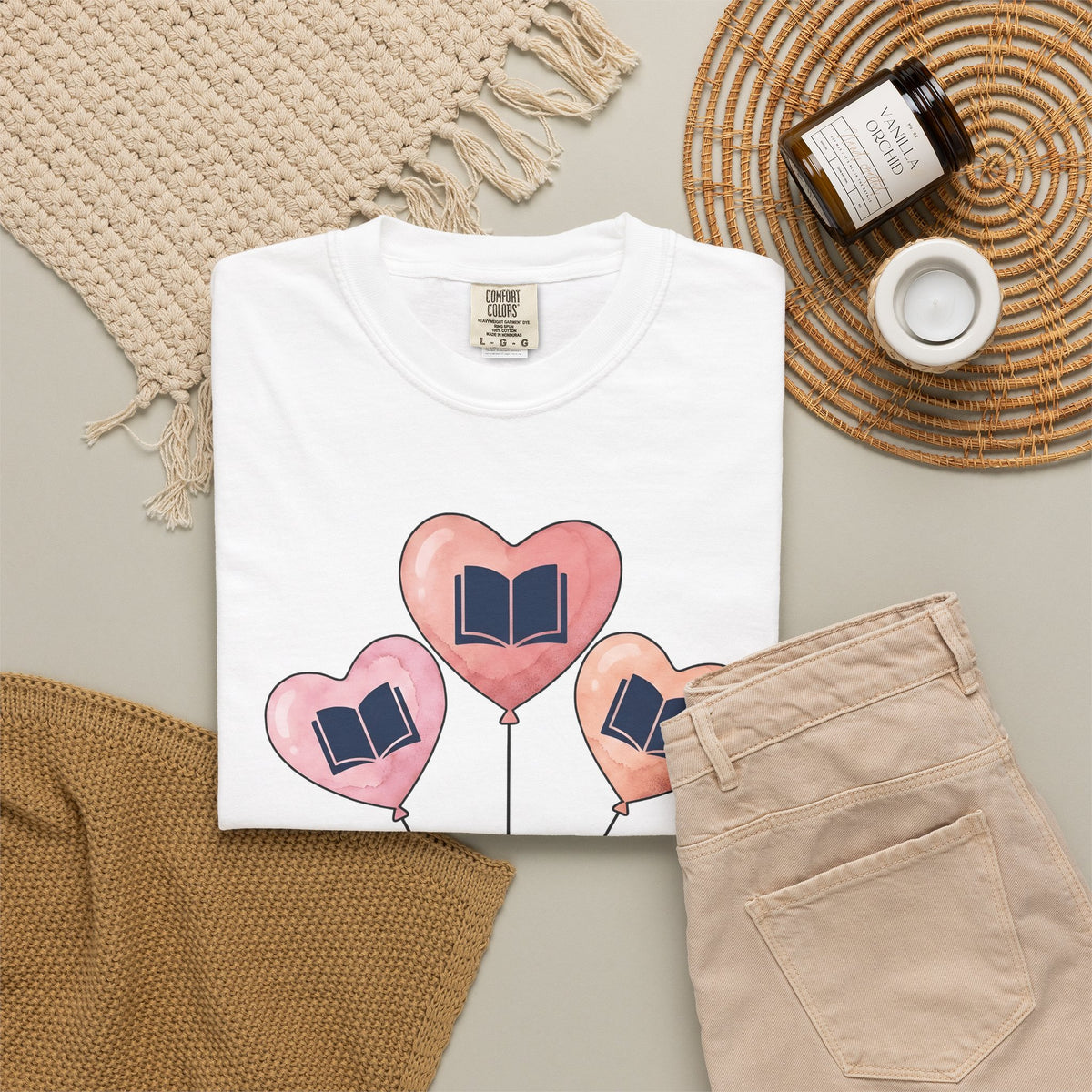 Love Balloon T-Shirt Cute Books Gift Women Paint T-Shirt Balloon T-Shirt Adorable Fan Artistic T-Shirt Literary Graphic Sketch Novel T-Shirt