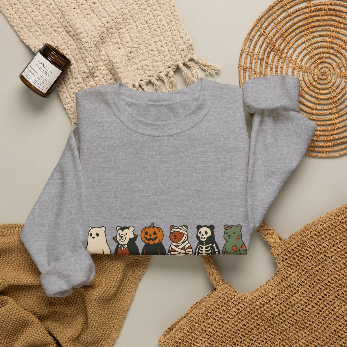Bear Outfit Sweatshirt Halloween Wildlife Gift Women Comic Sweatshirt Teddy Sweatshirt Halloween Fan Cartoon Sweatshirt Animal Graphic Chibi Jack-O-Lantern