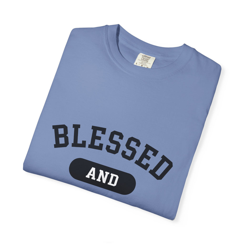 Bold Lettering Design T-Shirt Moms Household Gift Women Simple T-Shirt Typography T-Sh