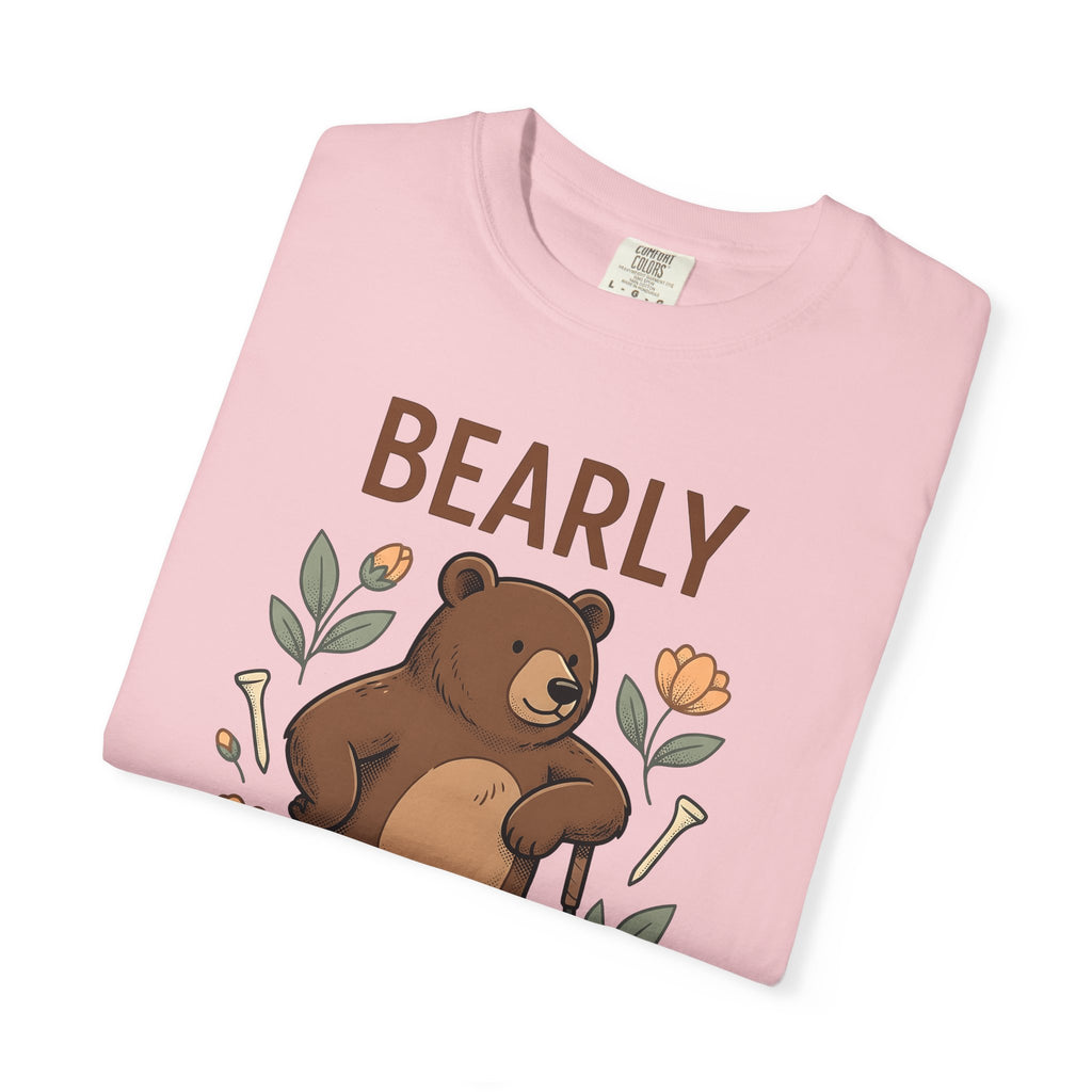 Bear Golf T-Shirt Golf Wildlife Gift Women Comic T-Shirt Teddy T-Shirt Golfer Fan Cartoon T-Shirt Animal Graphic Retro Floral T-Shirt