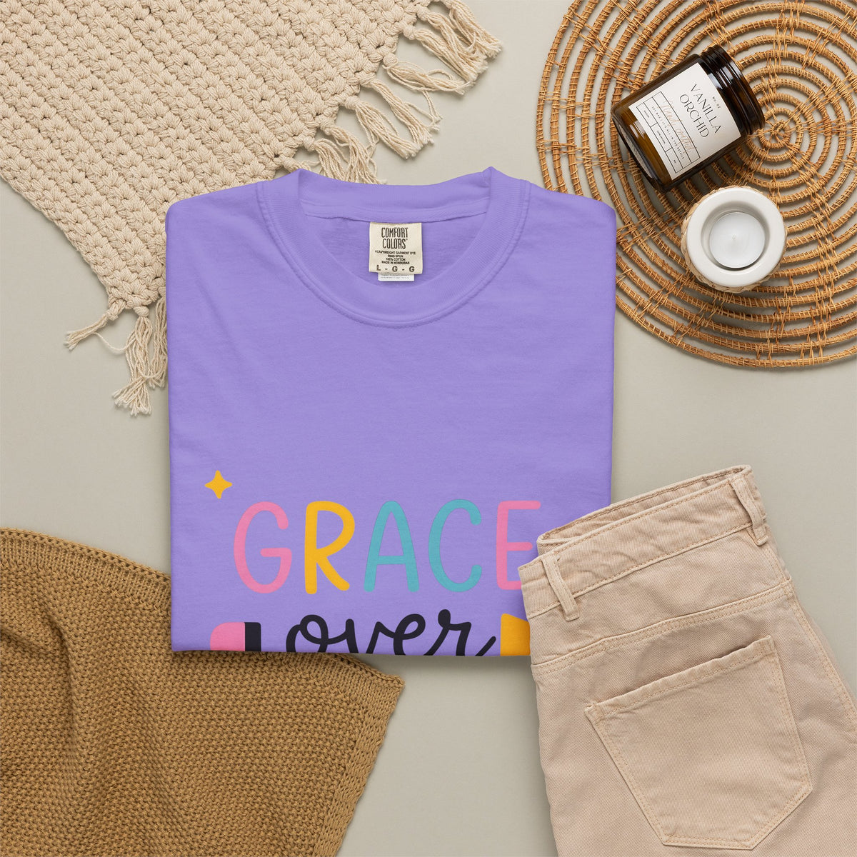 Pencil Graphic T-Shirt Teachers School Gift Women Playful T-Shirt Illustration T-Shirt Educator Enthusiast Whimsical T-Shirt Classroom Graphic