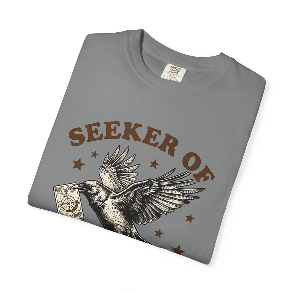 Crow Divination Card T-Shirt Fortune Telling Mysterious Gift Women Old-Fashioned T-Shirt Oracle Card T-Shirt Divination Fan Tarot T-Shirt Enigmatic