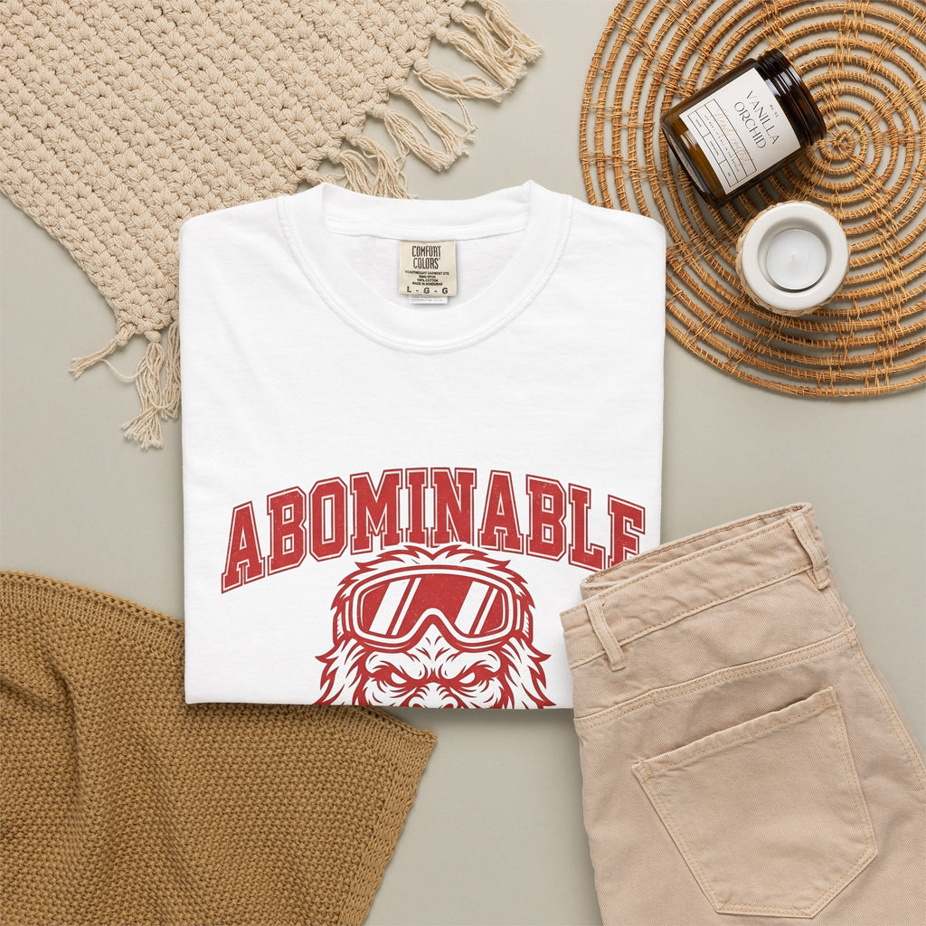 Abominable Snowman Face T-Shirt Christmas Cold Gift Women Strong T-Shirt Yeti T-Shirt Xmas Fan Vintage T-Shirt Frosty Graphic Antique Snow Goggles