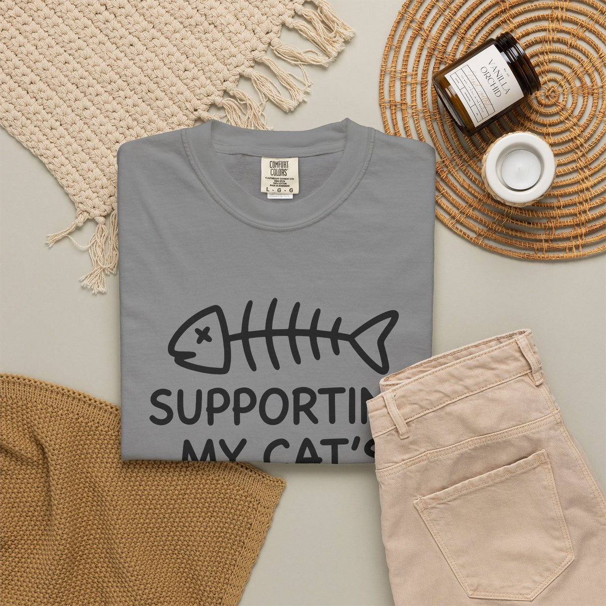 Fish Bone T-Shirt Cat Funny Gift Women Cute T-Shirt Fish Skeleton T-Shirt Cat Fan Fishy T-Shirt Humorous Graphic Sketch Cat Treats T-Shirt