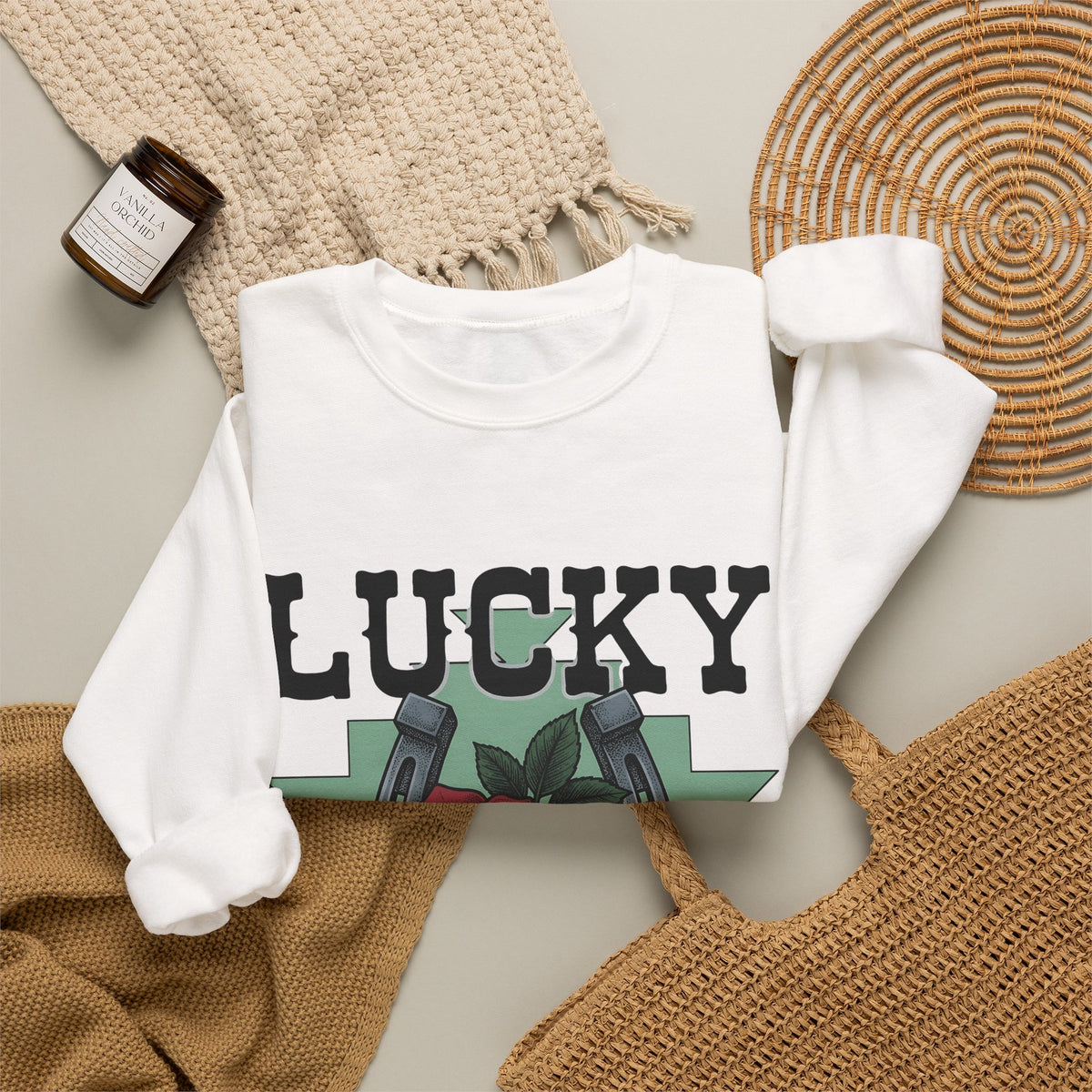 Horseshoe Rose Sweatshirt Cowgirl Ranch Gift Women Line Art Sweatshirt Rosebud Sweatshirt Cowgirl Fan Minimalist Sweatshirt Farmhouse Graphic Classic Shape